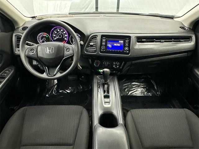 Photo of 2017 Modern Steel Metallic Honda HR-V