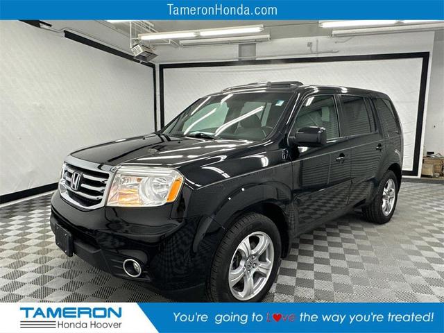 Photo of 2014 Crystal Black Pearl Honda Pilot