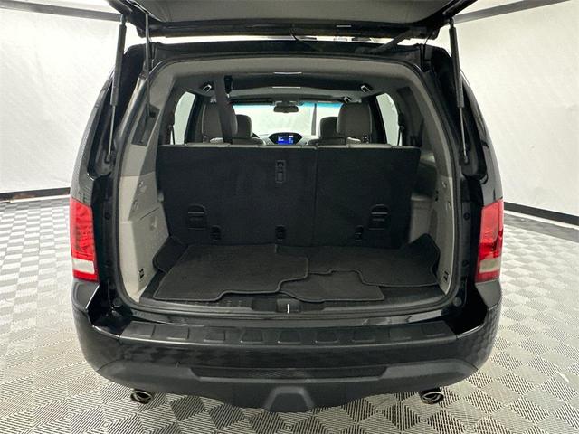 Photo of 2014 Crystal Black Pearl Honda Pilot