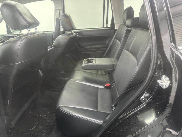 Photo of 2015 Crystal Black Silica Subaru Forester