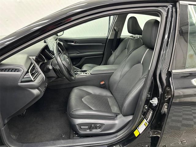 Photo of 2024 Midnight Black Metallic Toyota Camry