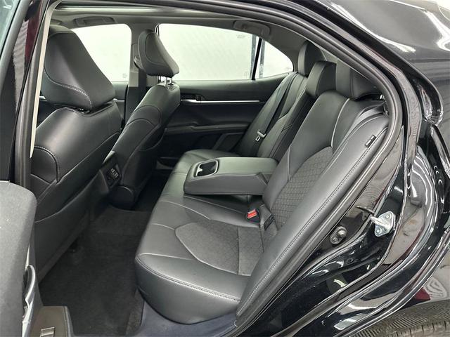Photo of 2024 Midnight Black Metallic Toyota Camry