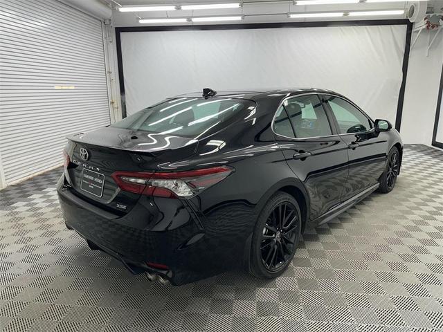 Photo of 2024 Midnight Black Metallic Toyota Camry