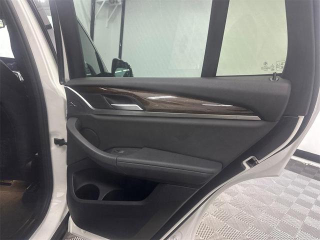 Photo of 2021 Alpine White BMW X3
