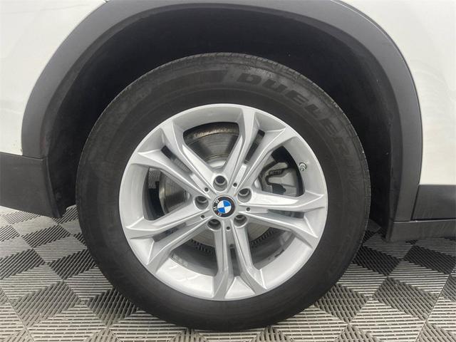 Photo of 2021 Alpine White BMW X3