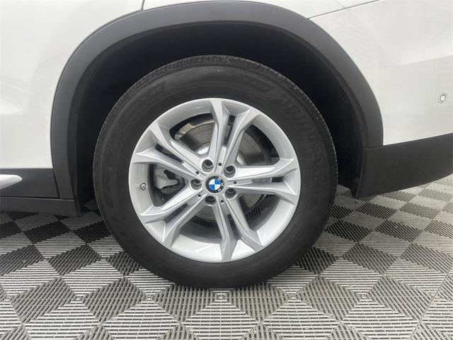 Photo of 2021 Alpine White BMW X3