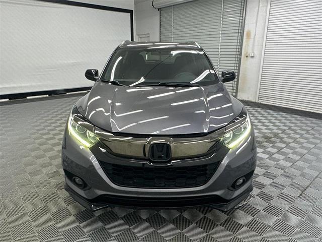 Photo of 2022 Modern Steel Metallic Honda HR-V