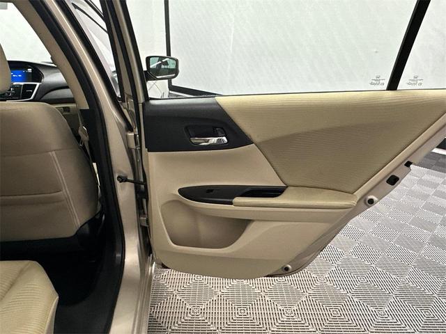 Photo of 2014 Champagne Frost Pearl Honda Accord