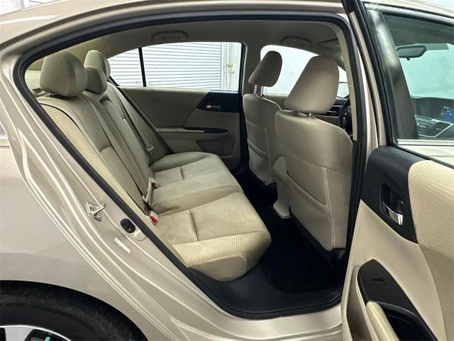 Photo of 2014 Champagne Frost Pearl Honda Accord