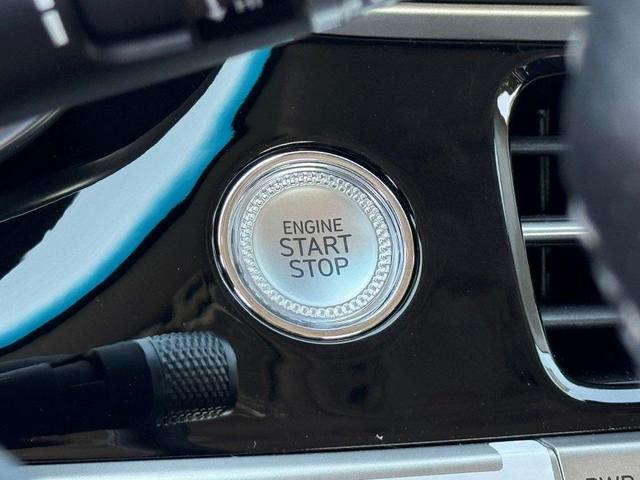 Photo of 2026 Alta White Genesis G70