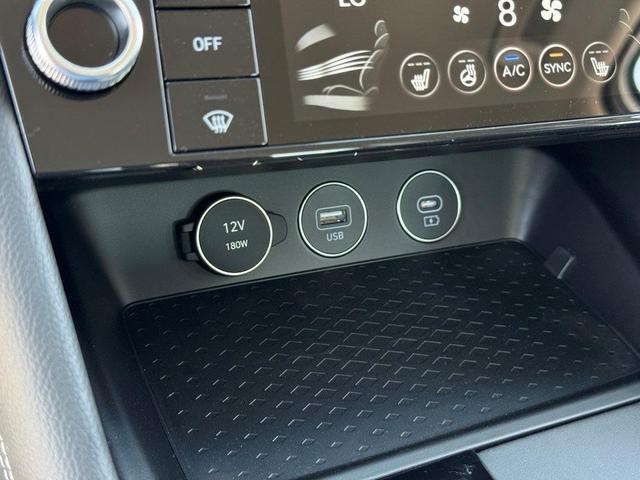 Photo of 2026 Alta White Genesis G70