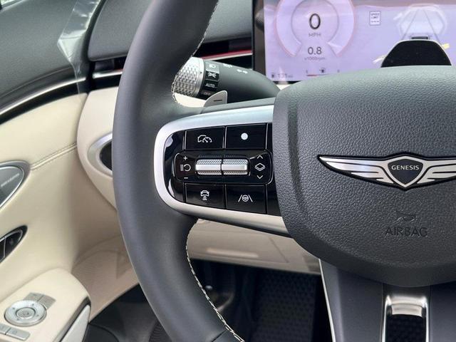 Photo of 2026 Alta White Genesis GV70
