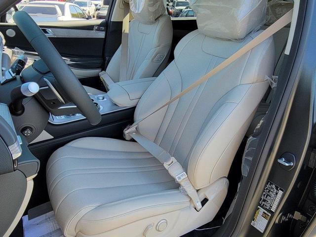 Photo of 2026 Alta White Genesis GV80