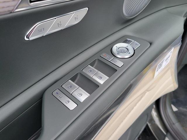 Photo of 2026 Green Genesis GV80