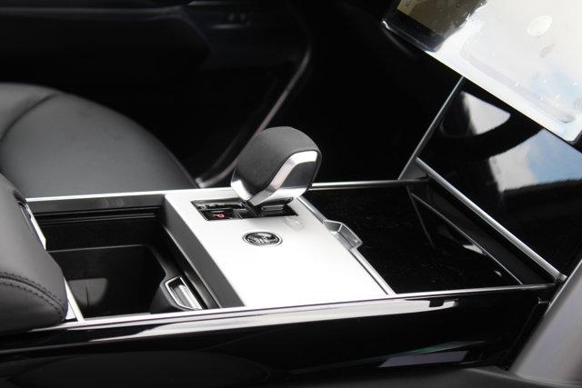 Photo of 2025 Santorini Black Metallic Land Rover Range Rover