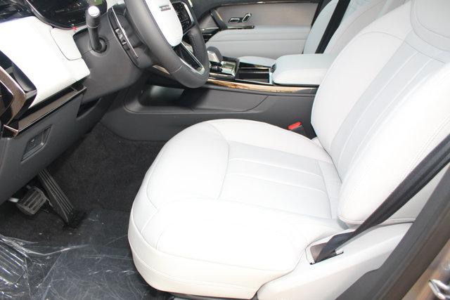 Photo of 2025 Eiger Grey Metallic Land Rover Range Rover Sport