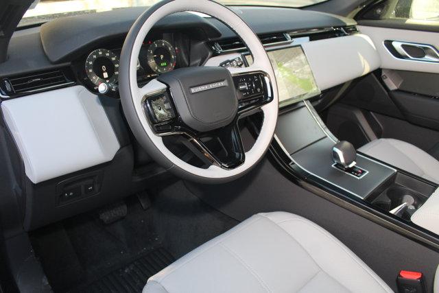 Photo of 2026 Varesine Blue Metallic Land Rover Range Rover Velar