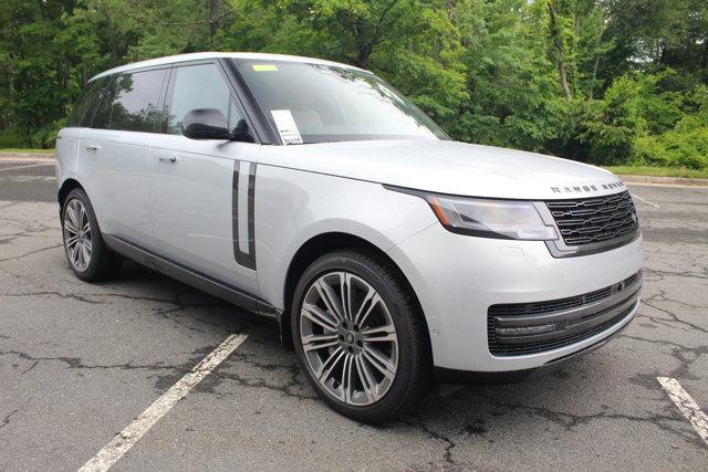 Photo of 2025 Hakuba Silver Metallic Land Rover Range Rover