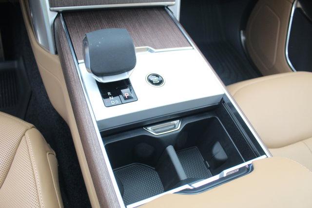 Photo of 2025 Hakuba Silver Metallic Land Rover Range Rover