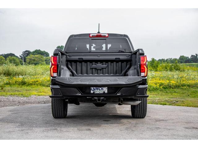 Photo of 2023 Black Chevrolet Colorado