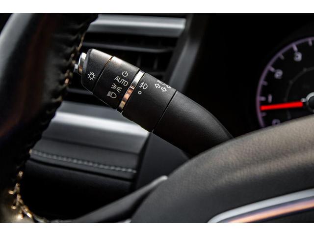 Photo of 2018 White Frost Tricoat GMC Acadia
