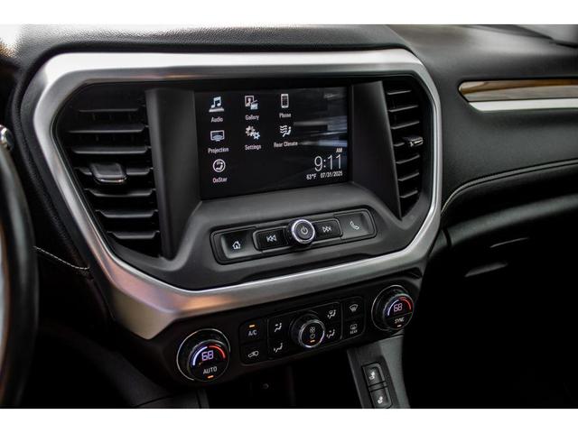 Photo of 2018 White Frost Tricoat GMC Acadia