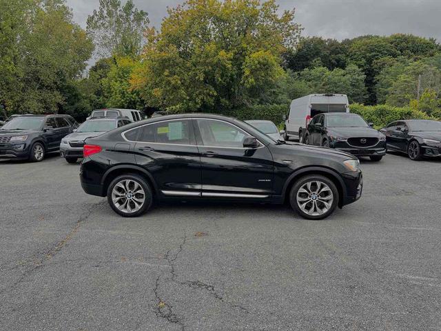 Photo of 2017 Black Sapphire Metallic BMW X4