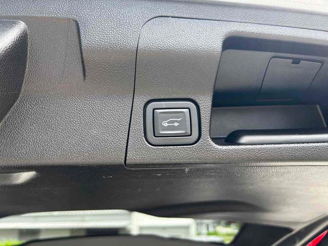 Photo of 2020 Satin Steel Metallic GMC Acadia