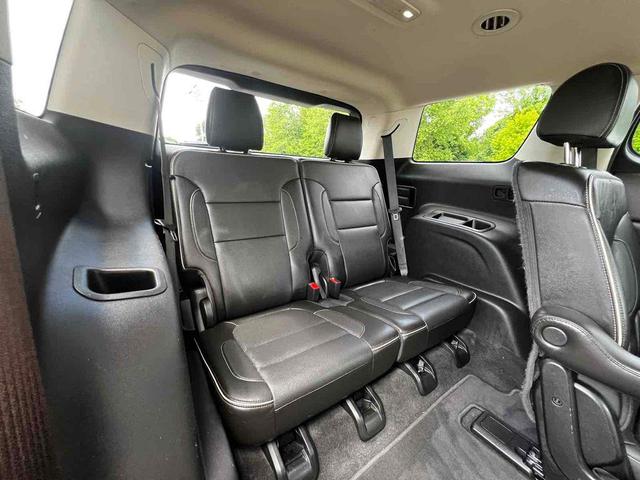 Photo of 2020 Satin Steel Metallic GMC Acadia