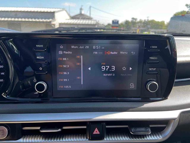 Photo of 2023 Glacial White Pearl Kia K5