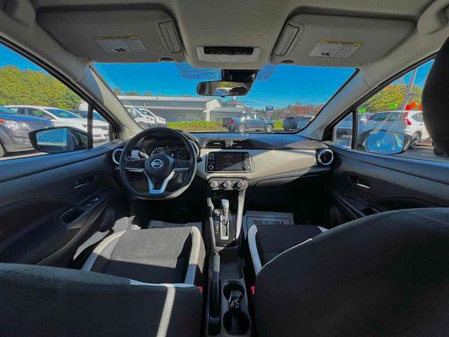 Photo of 2021 Super Black Nissan Versa