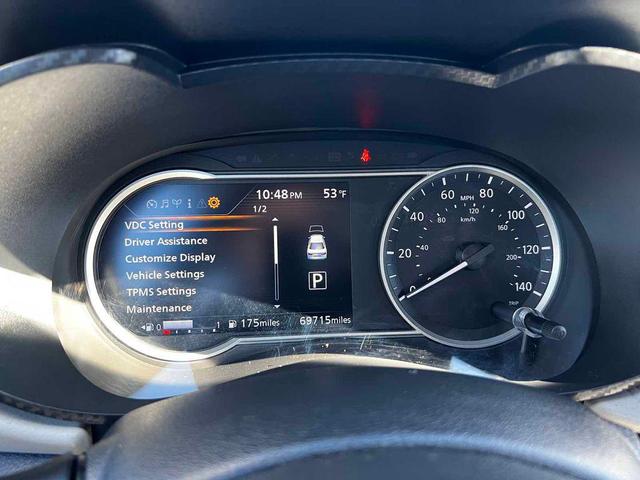 Photo of 2021 Super Black Nissan Versa