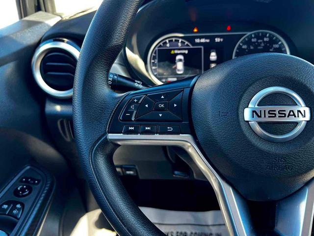 Photo of 2021 Super Black Nissan Versa