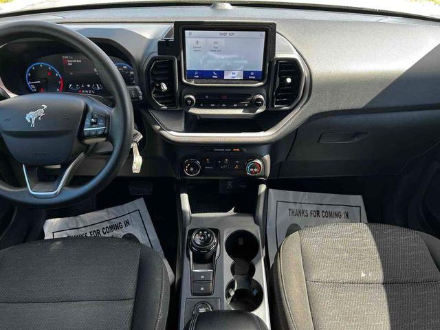 Photo of 2021 Iconic Silver Metallic Ford Bronco Sport