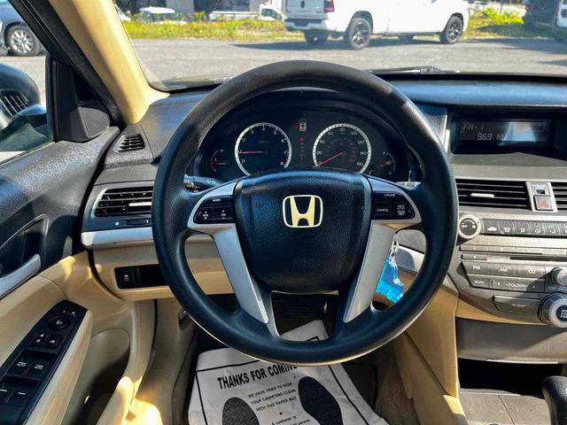 Photo of 2011 Crystal Black Pearl Honda Accord