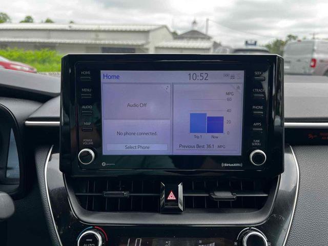 Photo of 2022 Classic Silver Metallic Toyota Corolla