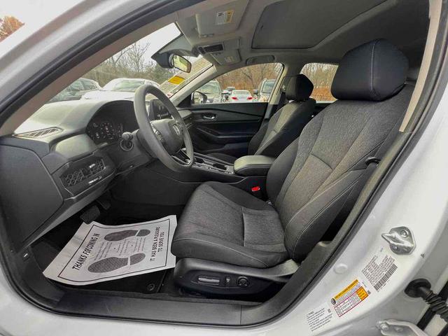 Photo of 2023 Platinum White Pearl Honda Accord