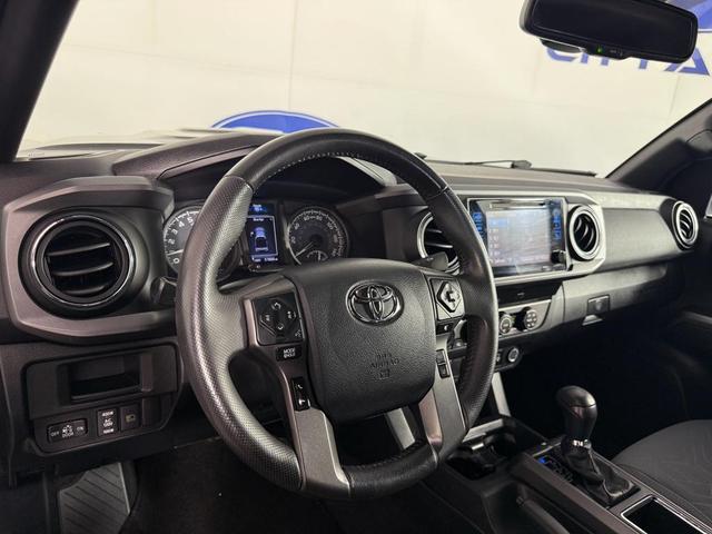 Photo of 2019 Midnight Black Metallic Toyota Tacoma