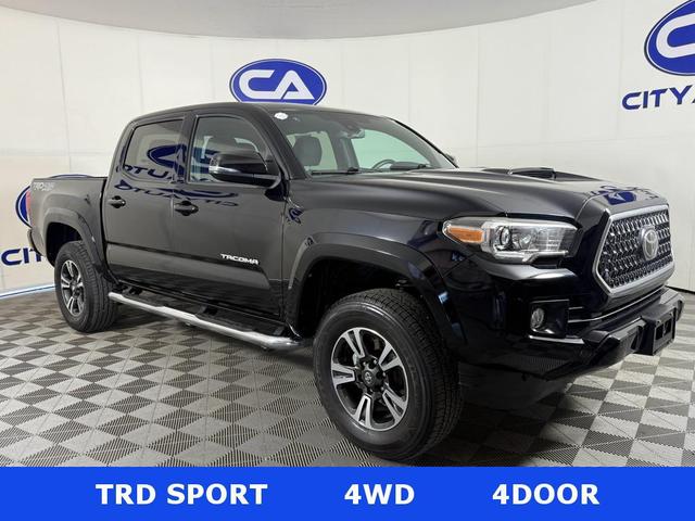 Photo of 2019 Midnight Black Metallic Toyota Tacoma