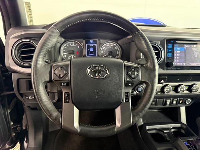 Photo of 2019 Midnight Black Metallic Toyota Tacoma