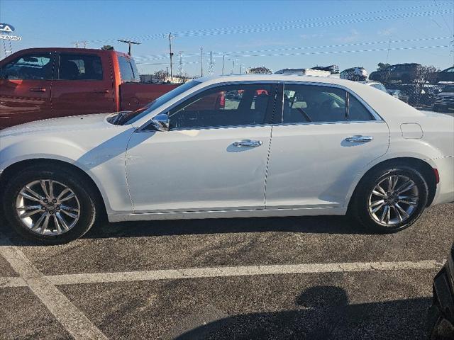 2016 Chrysler 300C