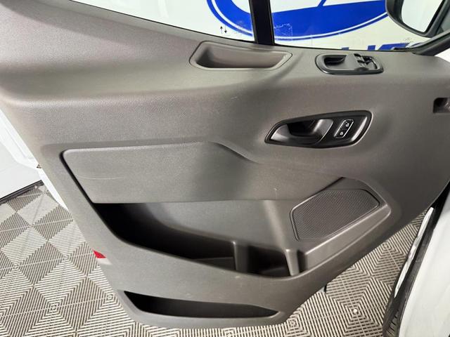 Photo of 2023 Oxford White Ford Transit-250