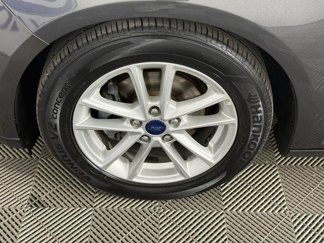 Photo of 2016 Magnetic Ford Focus