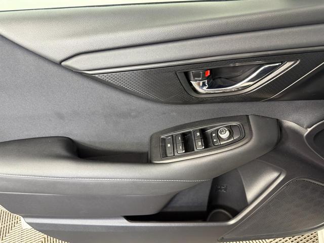 Photo of 2020 Crystal White Pearl Subaru Legacy