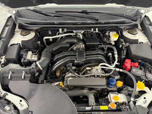 Photo of 2020 Crystal White Pearl Subaru Legacy