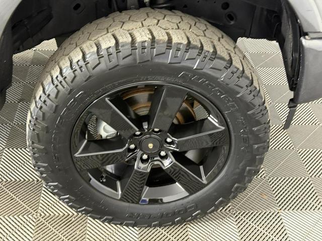 Photo of 2017 Magnetic Metallic Ford F-150