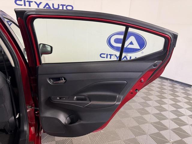 Photo of 2021 Scarlet Ember Pearl Metallic Nissan Versa