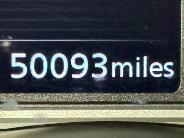 Photo of 2021 Scarlet Ember Pearl Metallic Nissan Versa