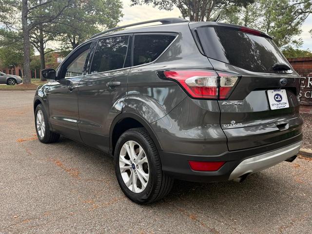 Photo of 2018 Magnetic Metallic Ford Escape