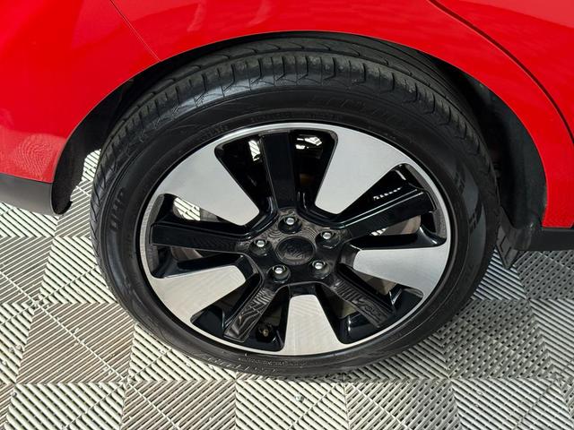 Photo of 2017 Inferno Red w/Black Roof Kia Soul